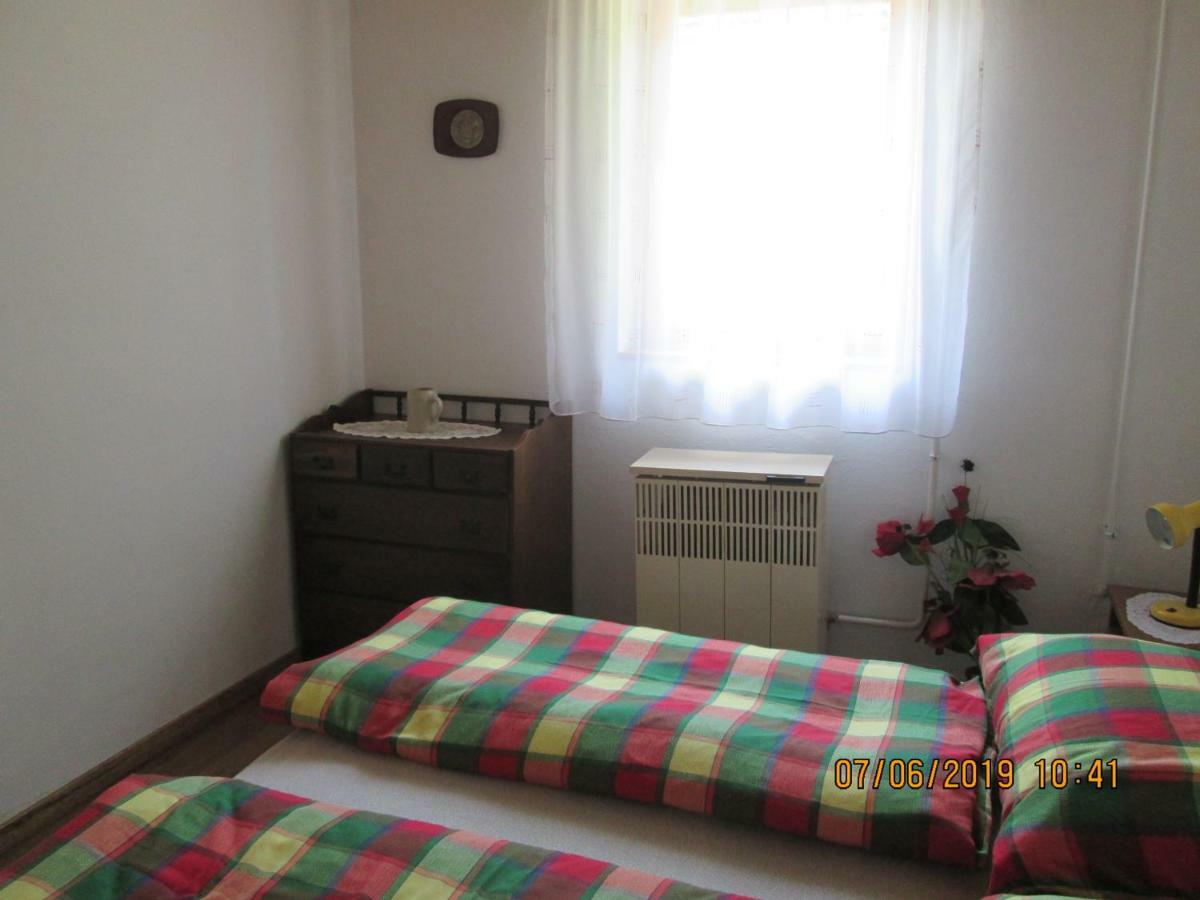 Fenyves Vendégház Balatonfenyves Esterno foto